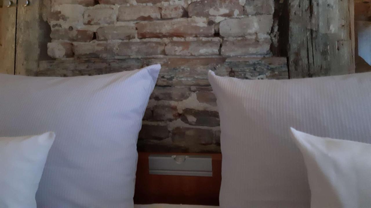 Schiefes Haus Hotel Ulm Eksteriør billede