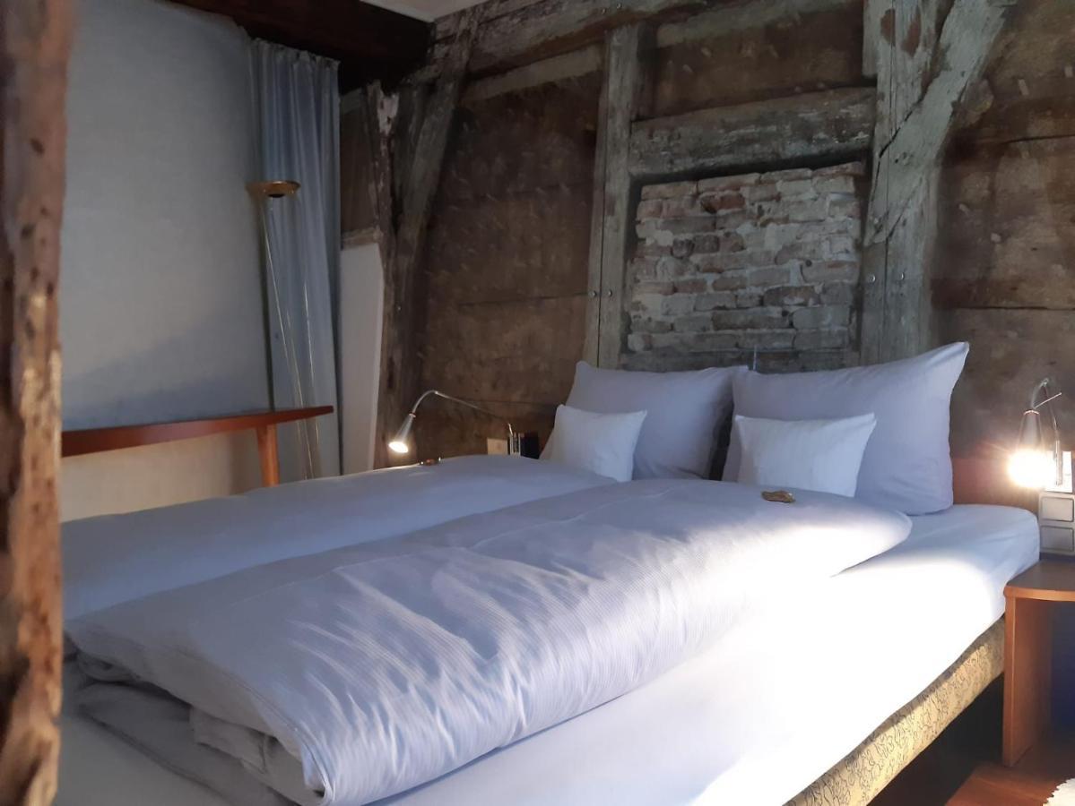Schiefes Haus Hotel Ulm Eksteriør billede