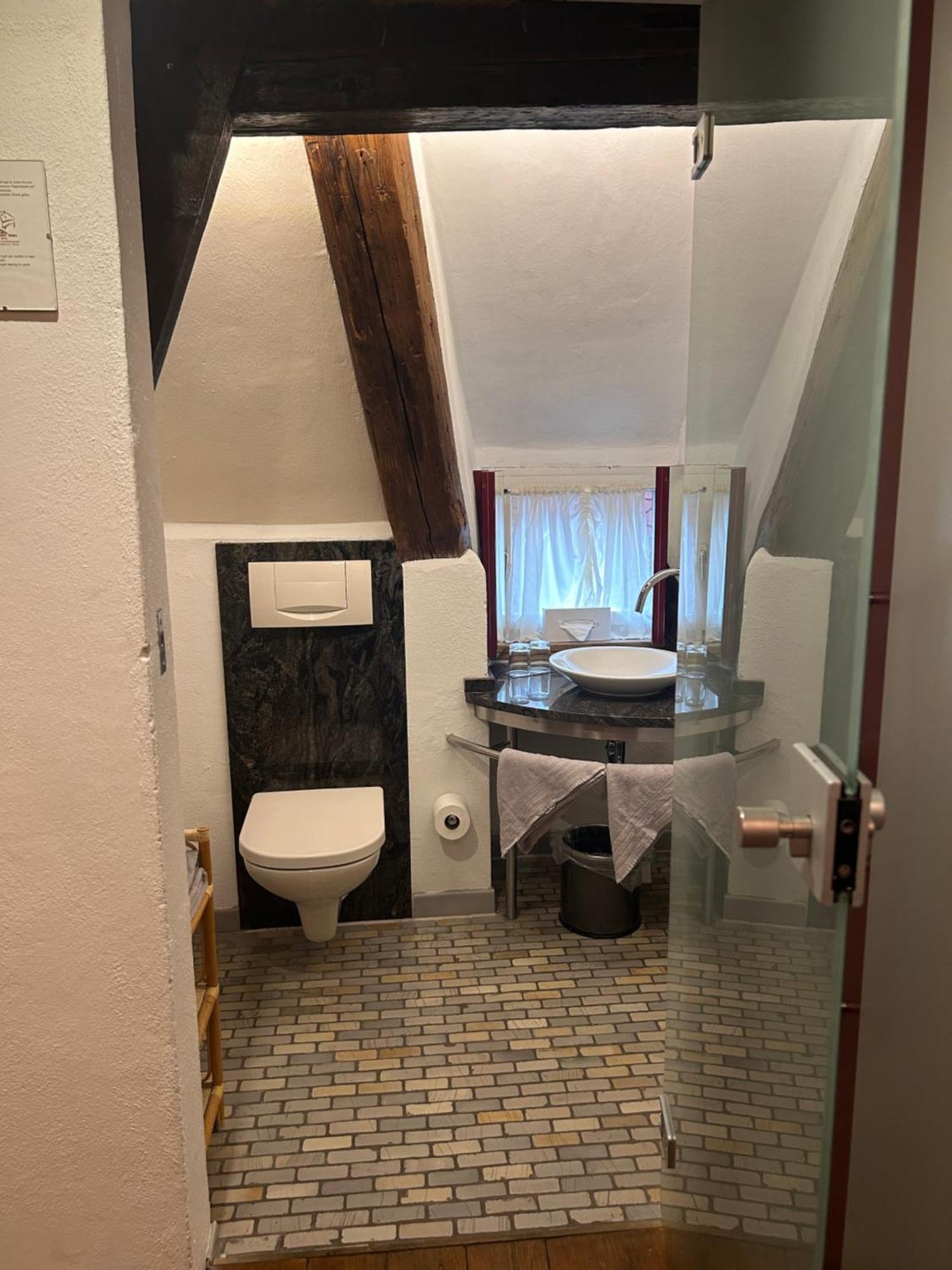 Schiefes Haus Hotel Ulm Eksteriør billede