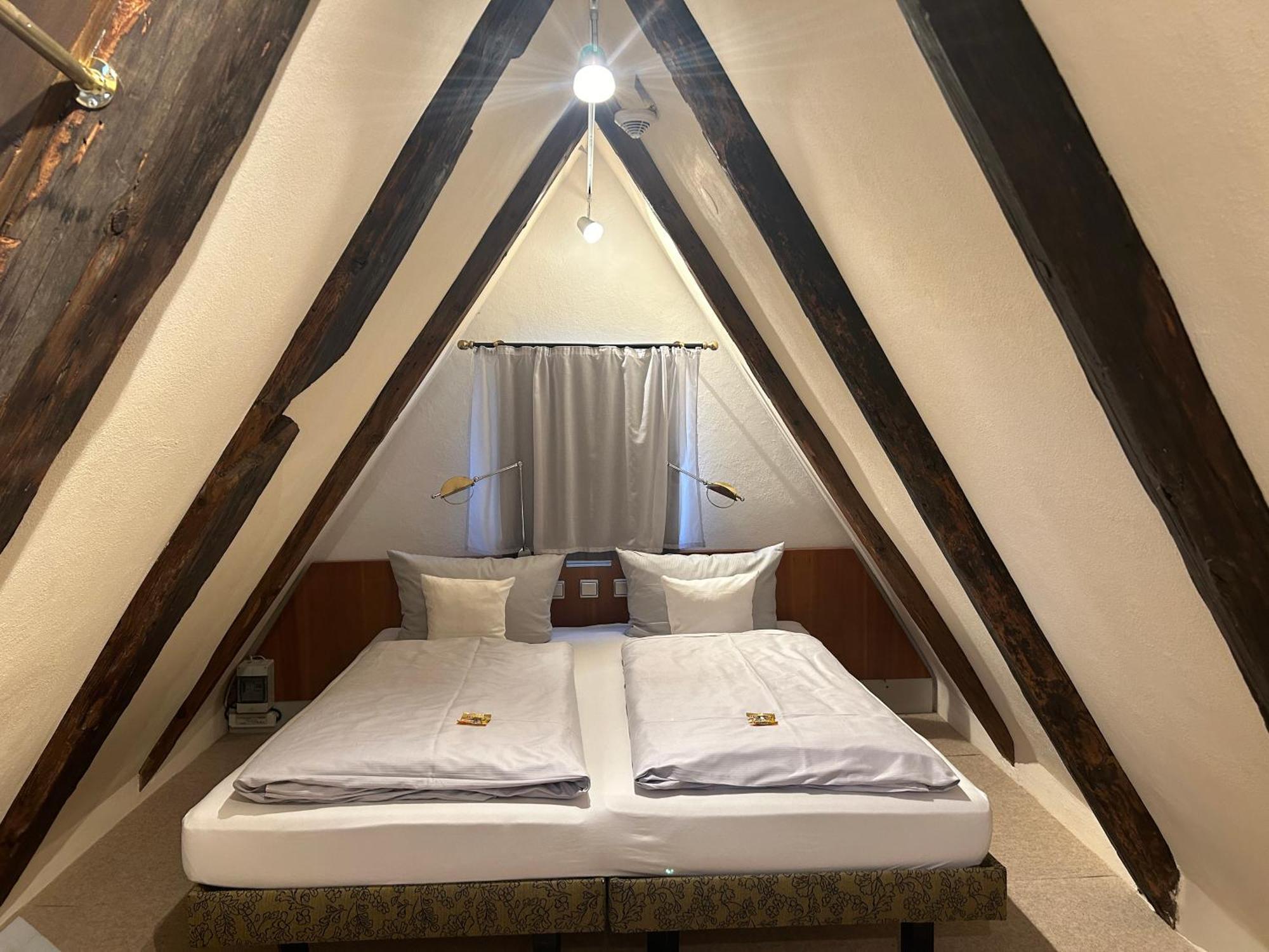 Schiefes Haus Hotel Ulm Eksteriør billede